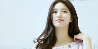 Sebelum debut dengan Miss A, Suzy hanya menjalani masa trainee selama 6 bulan. Meskipun demikian, ia menjadi salah satu idol yang populer. (Foto: soompi.com)