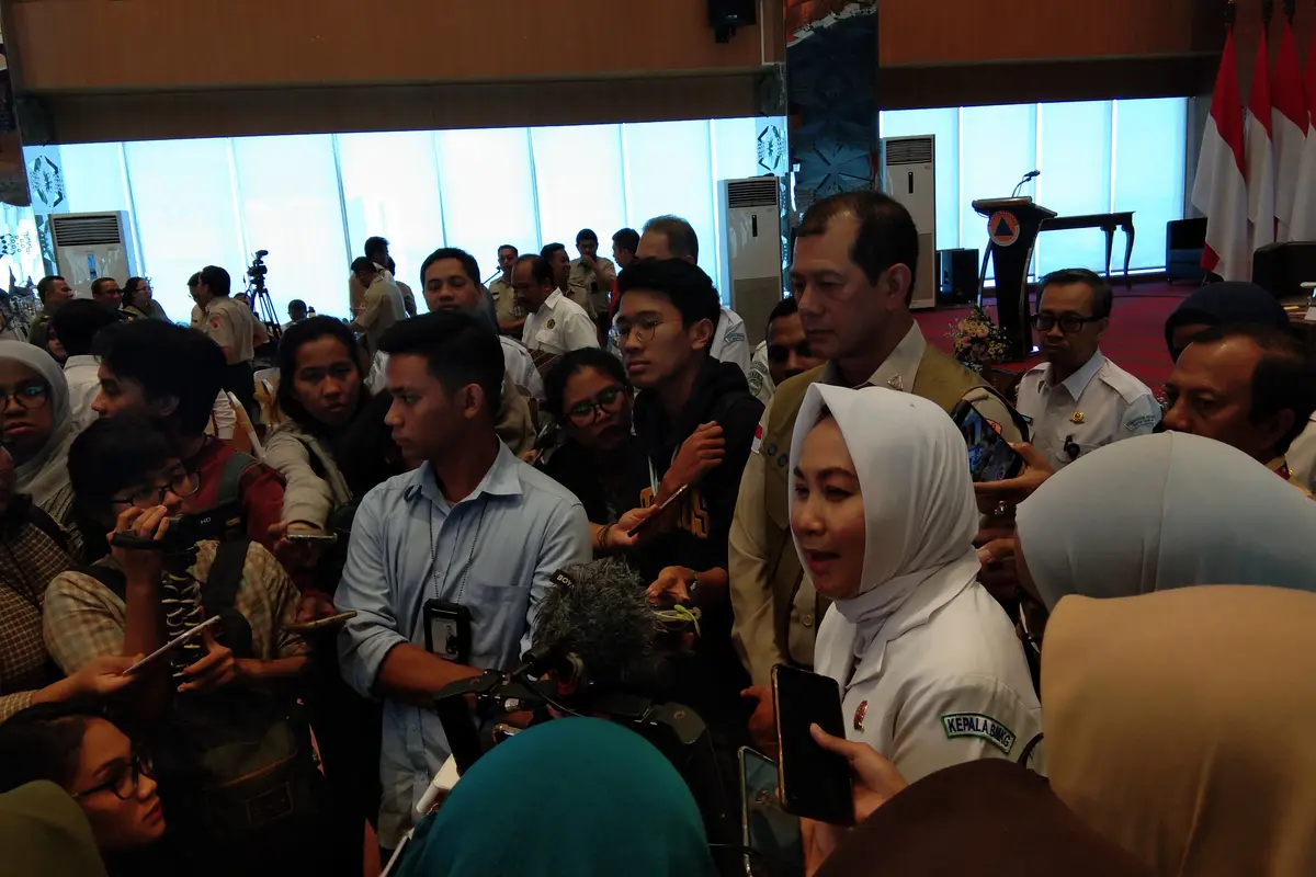 Kepala Badan Meteorologi Klimatologi dan Geofisika (BMKG) Dwikorita Karnawati berbicara agar tak mudah percaya hoaks. (Foto: Giovani Dio P/Liputan6.com)