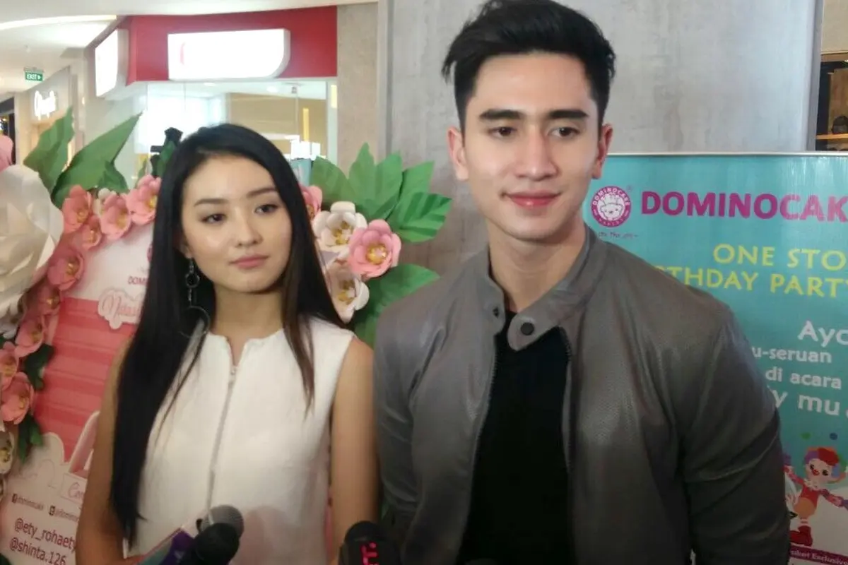 [Bintang] Verrell Bramasta dan Natasha Wilona