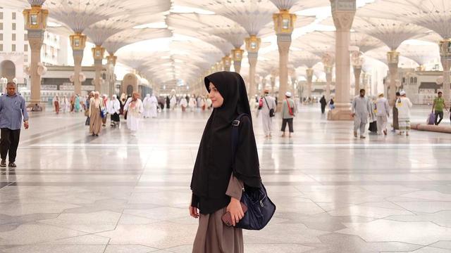 13 Tahun Mualaf, Ini 6 Potret Lawas Artis FTV Rina Diana di Awal Belajar Berhijab