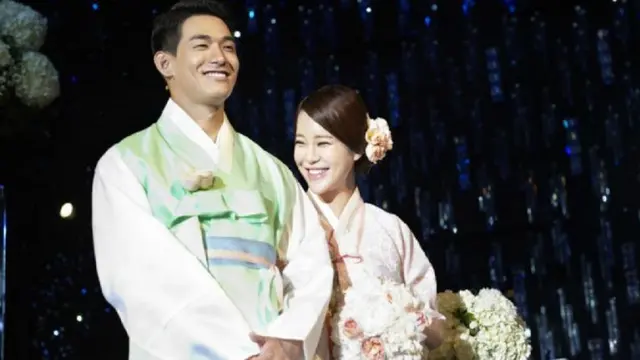 [Bintang] Baek Ji Young dan Jung Suk Won