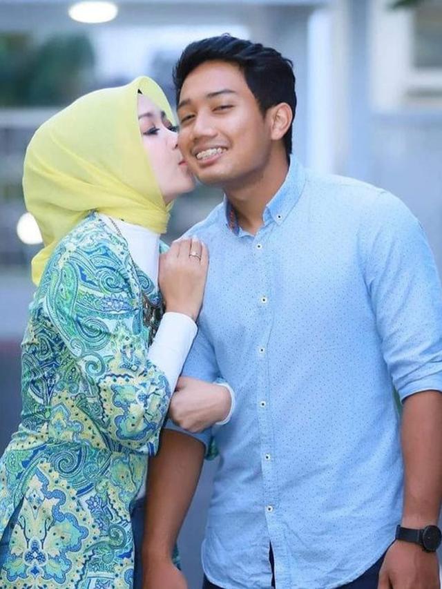 Mengaku Rindu, Ini 6 Potret Kenangan Atalia Praratya dan Eril