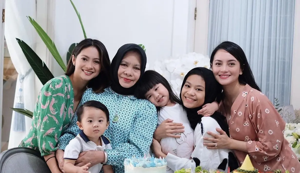 Ririn Ekawati dan Rini Yulianti (Instagram/riniyulianti)