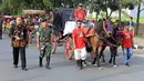 Kamis (23/11/2017), penyelenggara mengadakan acara Gladi Resik Kirab untuk acara resepsi keduanya di tanah leluhur Bobby Nasution. Tidak hanya kereta kuda, tapi juga iring-iringan bentor (becak motor). (Deki Prayoga/Bintang.com)