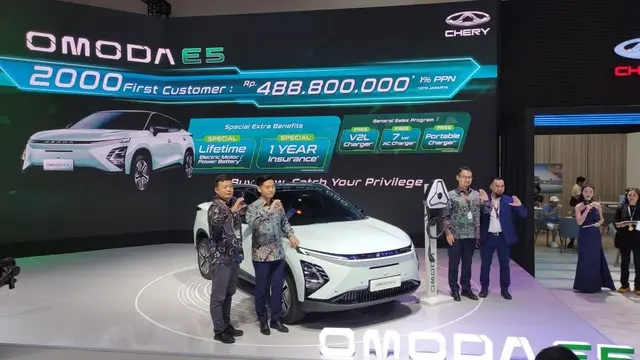 Chery mengumumkan penambahan kuota untuk program pembelian mobil listrik Omoda E5