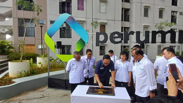 The East Java KPU Introduced The Jingle Music And Mascot For The 2024 East Java Regional Election At The Launch Event For The East Java Governor And Deputy Governor Election 2024 In Surabaya On Tuesday Night (4/6/2024).