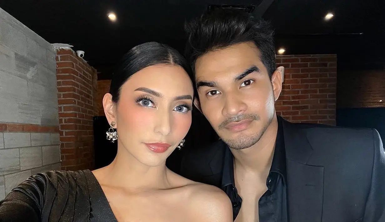 <p>Meskipun Tyas Mirasih adalah bintang ternama, Tengku Tezi menepis jika dirinya menjalin hubungan hanya untuk popularitas semata. (FOTO: instagram.com/tyasmirasih/)</p>