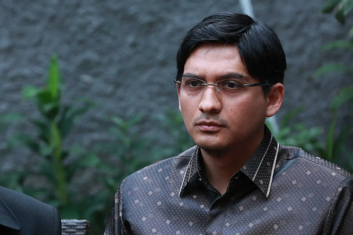 [Bintang] Lucky Hakim