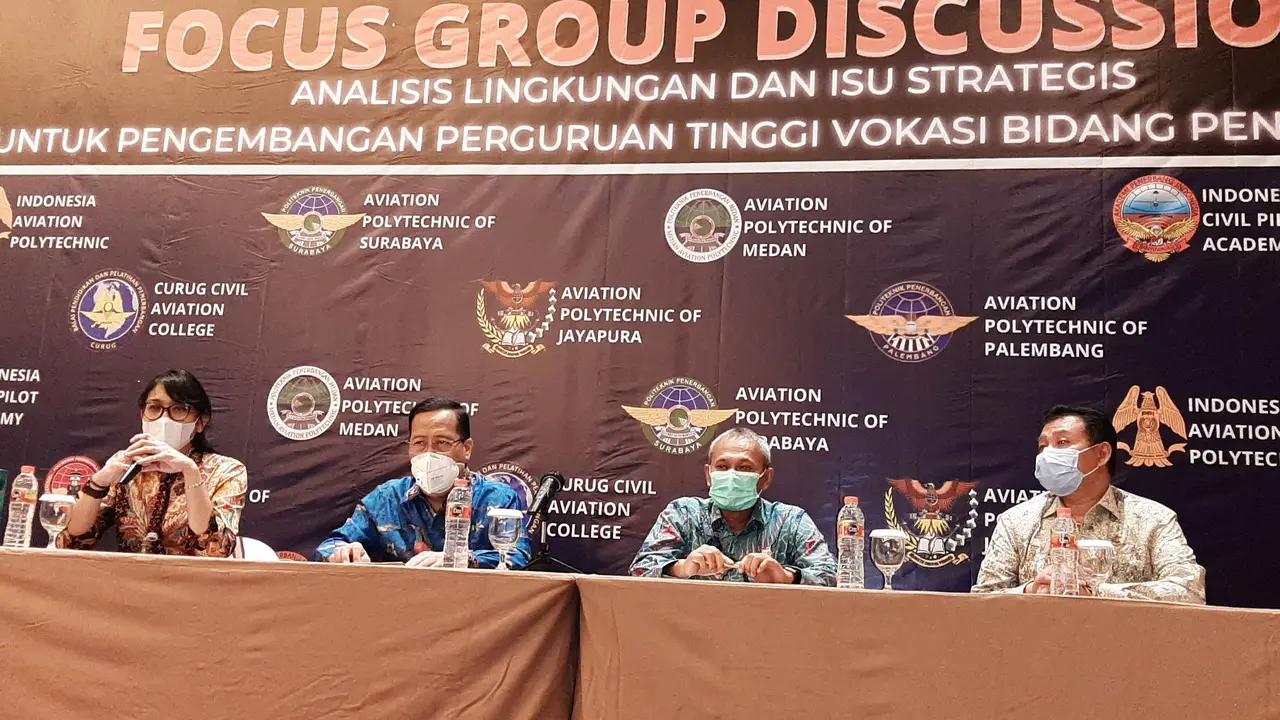 Focus Group Discussion BPSDM Perhubungan dengan isu strategis Pengembangan Perguruan Tinggi Vokasi bidang Penerbangan. (Pramita/Liputan6.com)