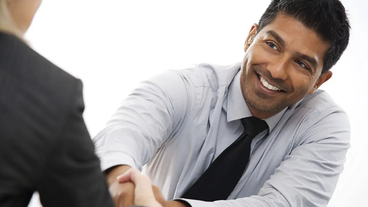 7 Cara Pintar Membangun Relasi ala CEO