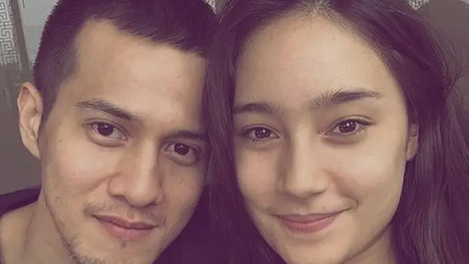 [Bintang] Herjunot Ali dan Tatjana Saphira