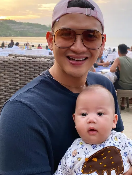 Citra Kirana dan Rezky Aditya (Instagram/thereal_rezkyadhitya)