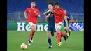 Pun demikian dengan Benfica yang memperoleh peluang emas di akhir babak pertama. Namun, tak ada gol yang tercipta dari kedua tim hingga laga memasuki jeda turun minum. (Foto: AFP/Alberto Pizzoli)