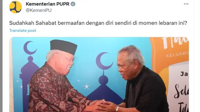 Pak Bas bersalaman dengan diri sendiri