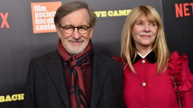 Steven Spielberg dan Kate Capshaw (Sumber foto:Mike Coppola/Getty Images)