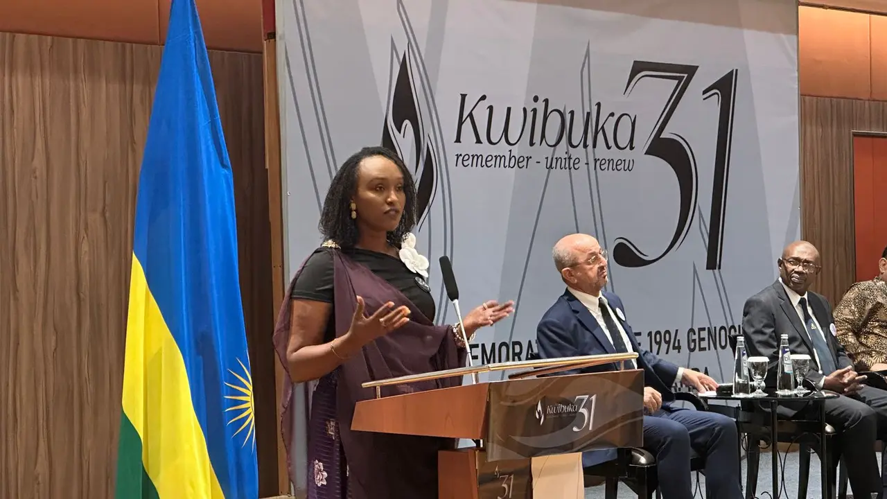 Frida Umuhoza, salah satu penyintas insiden genosida Rwanda yang terjadi pada tahun 1994. Kini, ia aktif menyuarakan kepada dunia agar genosida tidak terjadi lagi. (Liputan6.com/Benedikta Miranti)