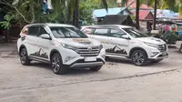 Daihatsu Terios 7 Wonders di Baubau, Sulawesi Tenggara dengan plat DT (Otosia.com/Arendra Pranayaditya)