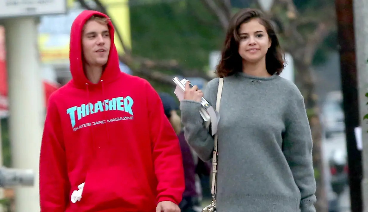 Justin Bieber dan Selena Gomez sepertinya tengah berada dalam suatu hubungan yang baru dan lebih dewasa. (US Weekly)