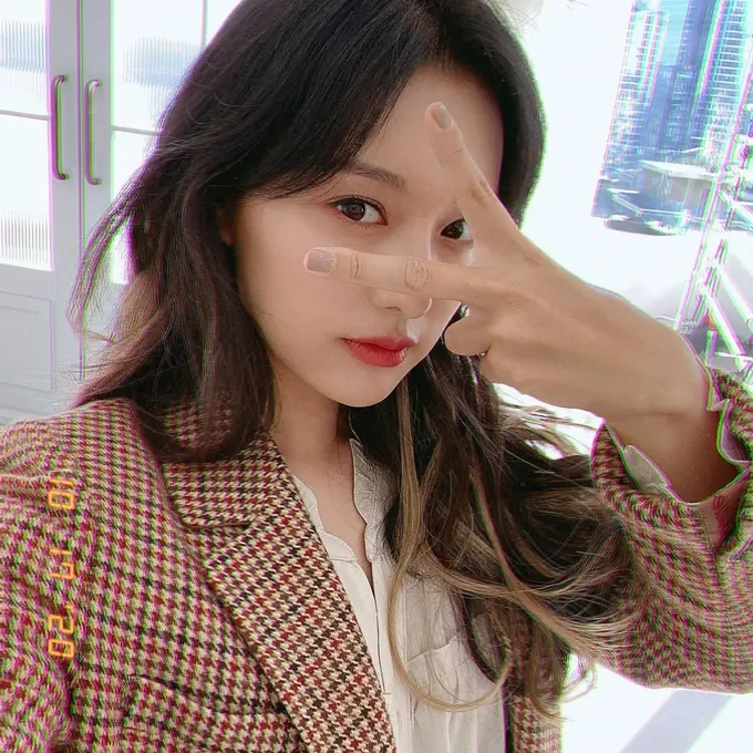 Kim Ji Won