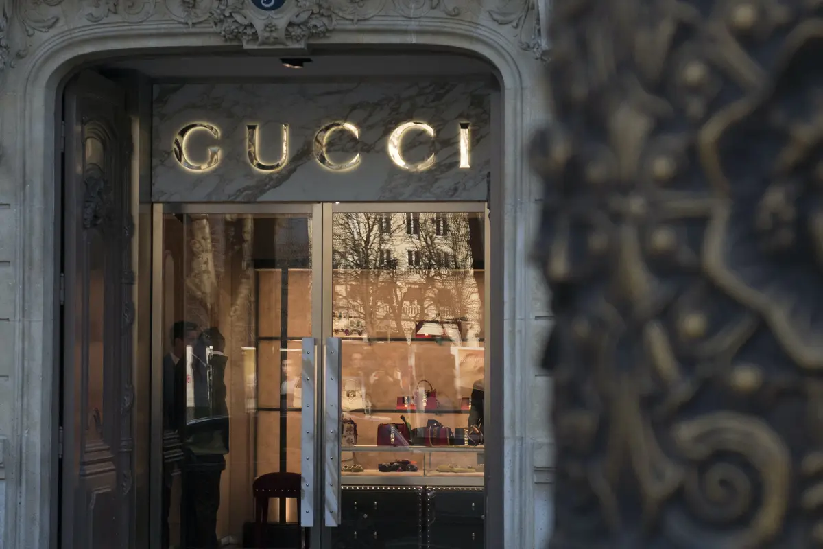 Jajaki Metaverse, Gucci Bakal Rilis NFT Supergucci