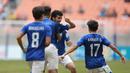 <p>Selebrasi pemain Timnas&nbsp;Uzbekistan U-17,&nbsp;Amirbek Saidov, setelah mencetak gol&nbsp;ke gawang Timnas&nbsp;Inggris U-17 dalam pertandingan babak 16 besar Piala Dunia U-17 2023 yang berlangsung di Jakarta International Stadium, Jakarta, Rabu (22/11/2023). (Bola.com/M Iqbal Ichsan)</p>