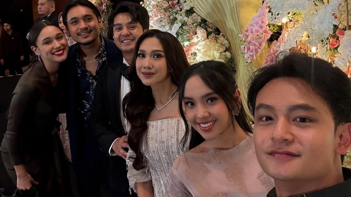 10 Potret Tamu Artis di Pernikahan Arbani Yasiz dan Raissa Ramadhani, Penuh Bintang