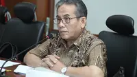 Wakil Ketua Komite IV Ayi Hambali memimpin rapat mengenai perlu ada penataan ulang pada koperasi