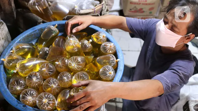 Tahun Depan, Minyak Curah Dilarang Dijual di Pasar