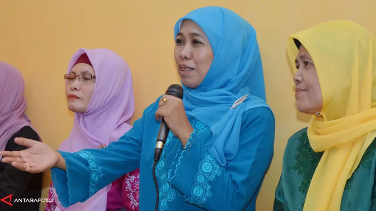 khofifah-keluhan-130828b.jpg
