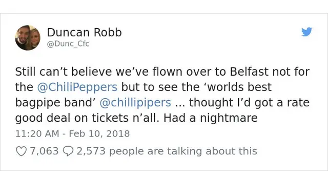 [Bintang] Jauh-jauh ke Irlandia buat Nonton Red Hot Chili Peppers, Pasangan Ini Malah Kecele!