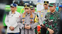 Kapolri Jenderal Listyo Sigit Prabowo meminta jajaran melakukan evaluasi agar kemacetan panjang di Pelabuhan Merak tak terjadi lagi. (Ady Anugrahadi).