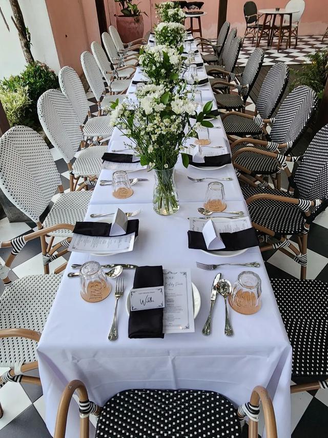 Rayakan Bersama Sahabat, Ini 6 Potret Pesta Ulang Tahun Lulu Tobing ke 45