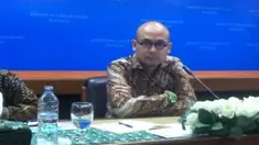 Desas-desus apakah 16 orang ditahan di Turki merupakan orang sama dengan belasan peserta tur yang hilang beberapa waktu lalu terjawab. Kementerian Luar Negeri memastikan bahwa 16 orang tersebut merupakan kelompok lain bukan para peserta tur.
