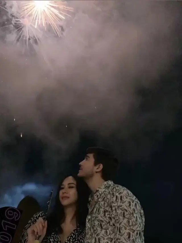 [Fimela] Aura Kasih dan Suami