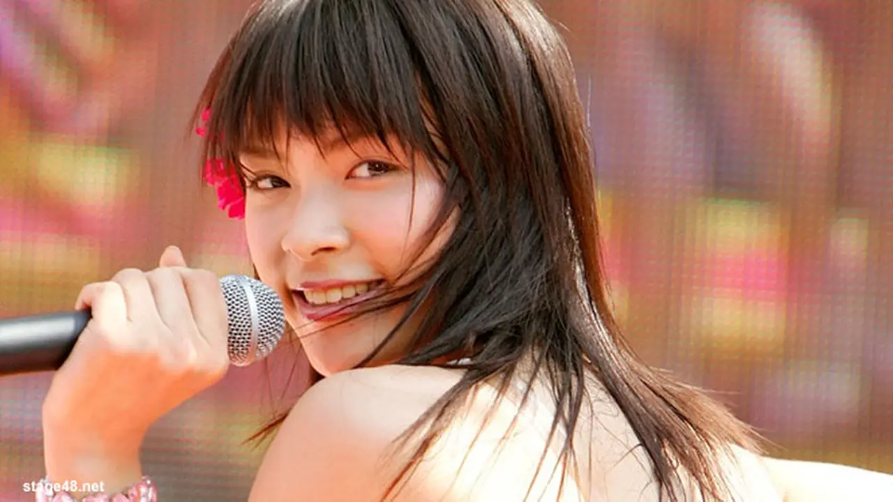 sayaka-akimoto-130711b.jpg