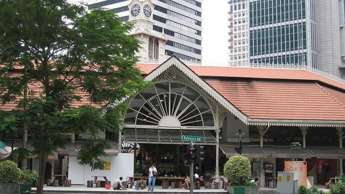 Sebagai salah satu tempat wisata kuliner yang terkenal dengan menu-menu halalnya (sumber: wikipedia)