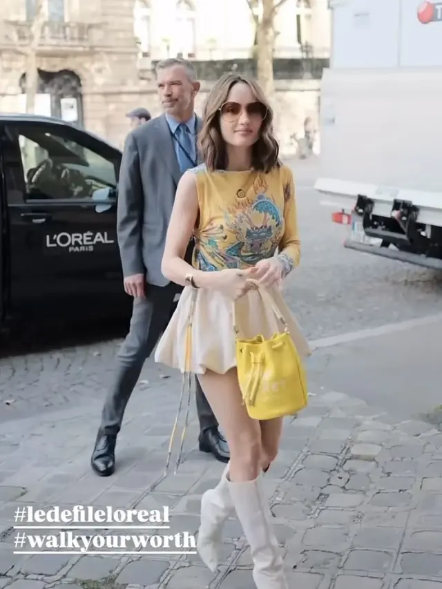 Outfit Cinta Laura Selama Berada di Paris. [@claurakiehl]