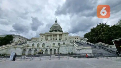 Gedung Capitol, Capitol Hill, di Washington, DC, Amerika Serikat. (Liputan6.com/Tanti Yulianingsih)