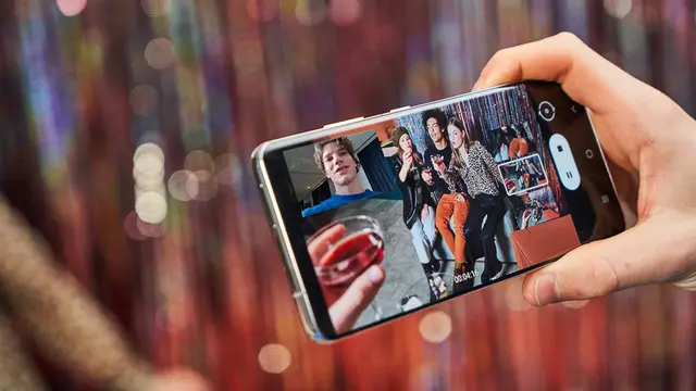 Triple Camera untuk Jepretan Pro