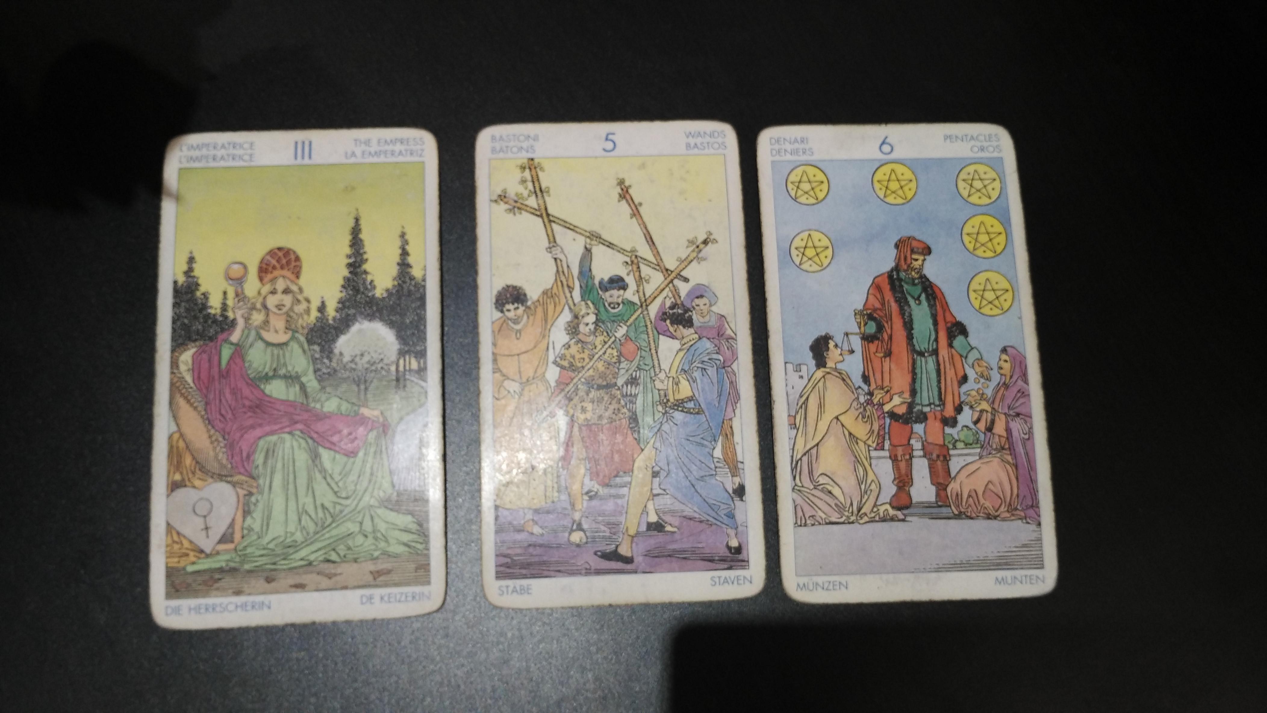 Tarot Hari Ini: The Empress, Five of Wands, dan Six of ...