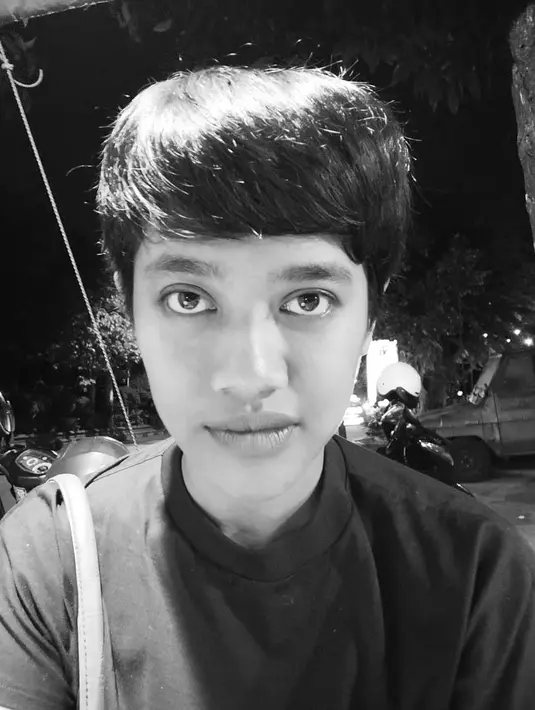 (Instagram/ozie_zie)