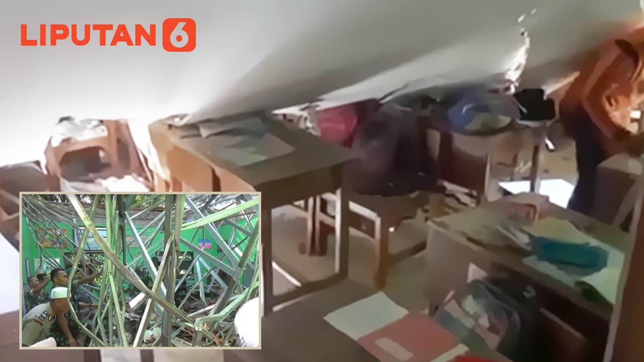 Banner Gedung SDN Gentong Pasuruan Ambruk