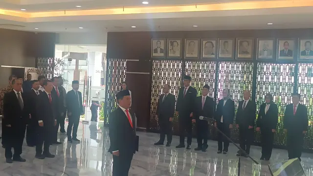 Pelantikan Dirjen Minerba Kementerian ESDM Tri Winarno, Jumat (20/9/2024). (Foto: Liputan6.com/Maulandy R)