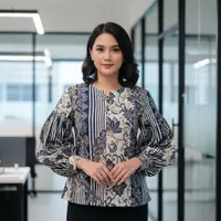Model Baju Atasan Batik Kombinasi Lurik (Gemini AI)