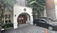 Di Balik Pintu 'Area Khusus Staf' Kafe de'CLAN: Brankas di Dalam Brankas