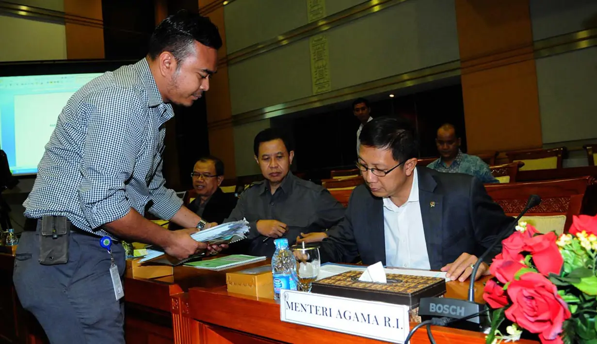Lukman menjelasakan hal tersebut berdasarkan PP No 48 Tahun 2014 tentang Tarif Biaya Nikah yang Baru, Jakarta, Senin (25/8/2014) (Liputan6.com/Andrian M Tunay)
