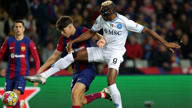 Foto: Debut di Liga Champions, Bek 17 Tahun Barcelona Ini Langsung Jadi Man of The Match