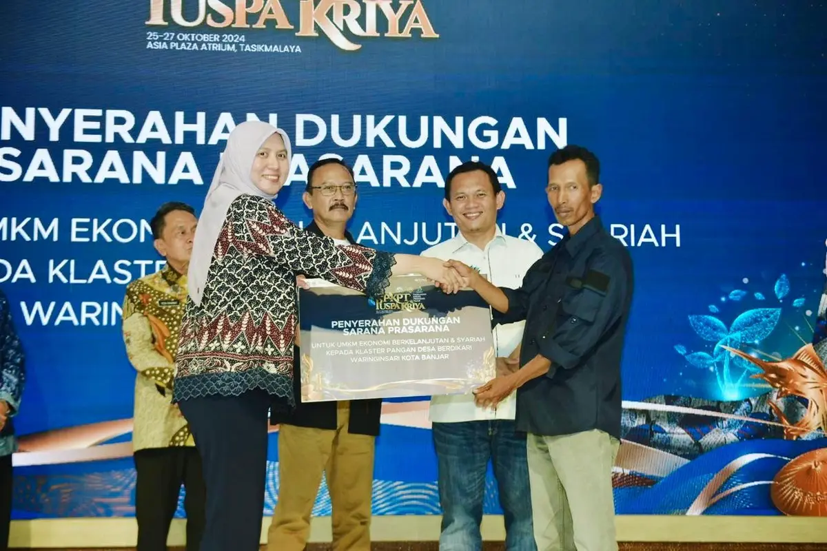 Strategi jitu BI (KPw) Tasikmalaya, Jawa Barat, sukses menopang ragam produk kerajinan Usaha UMKM wilayah Priangan Timur tembus pasar dagang global terutama Asia, Eropa dan Amerika. (Liputan6.com/Jayadi Supriadin)