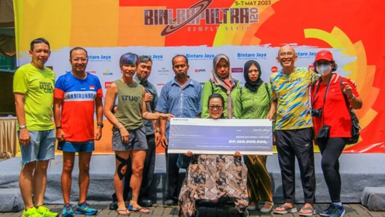 Berlari Ratusan Kilometer Kumpulkan Donasi untuk Sektor Edukasi