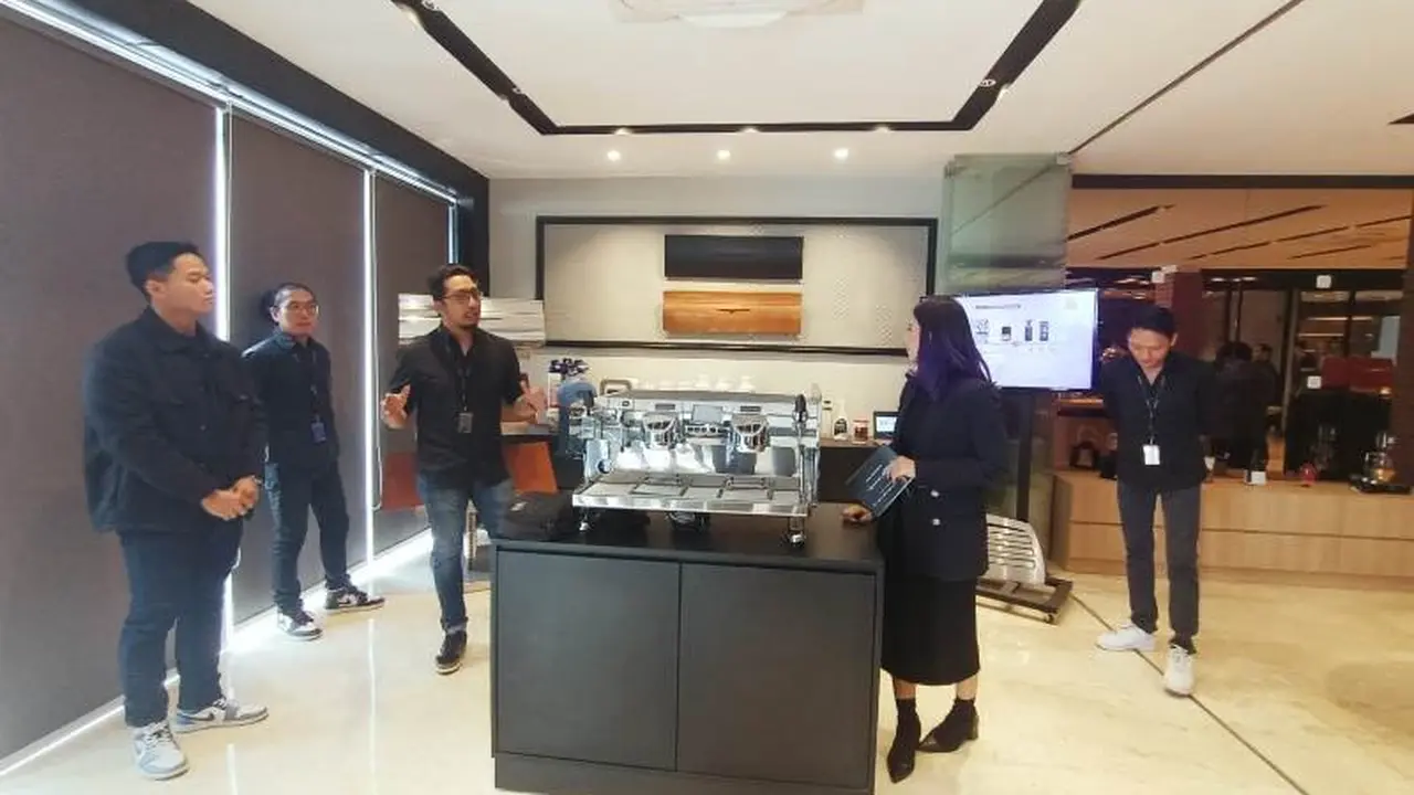 Kolaborasi untuk Mengembangkan Keahlian Kopi dan Industri Minuman di Indonesia